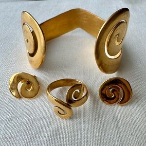 GAS Bijoux Gold Eternity Swirl Jewelry Set